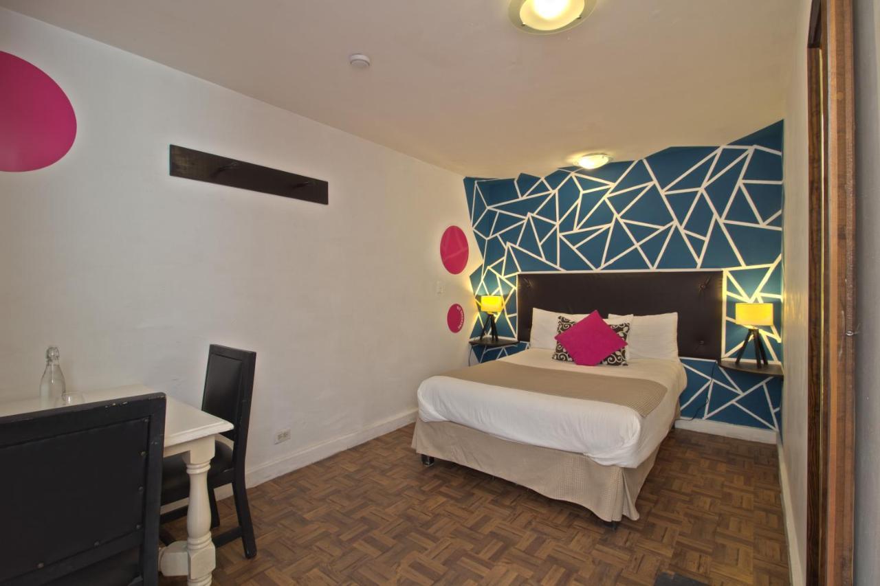 Hotel Punto 79